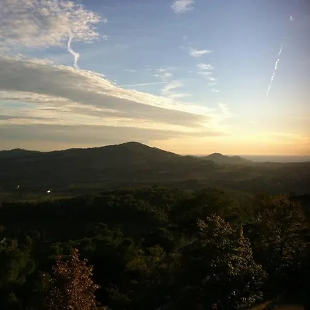 De Charme Avec Grande Terrasse Vue Le Castellet (Var)